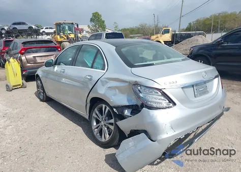 2015 Mercedes-Benz C 300 4Matic/Luxury 4Matic/Sport 4Matic из США, поврежденный, VIN 55SWF4KB7FU000603